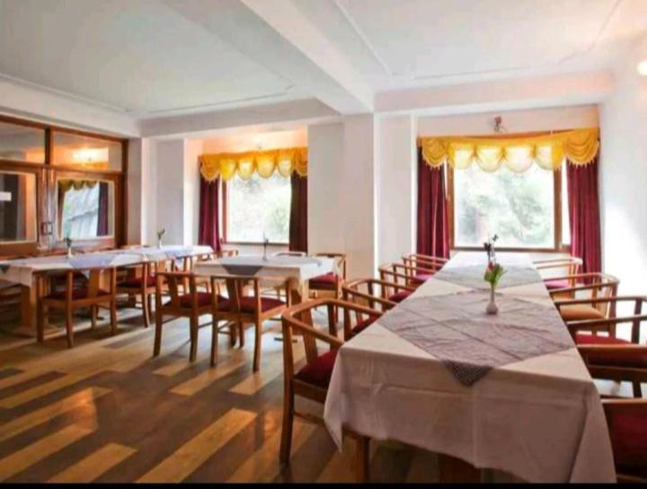 "Tara Homes" With Open Rooftop Terrace Shimla Esterno foto