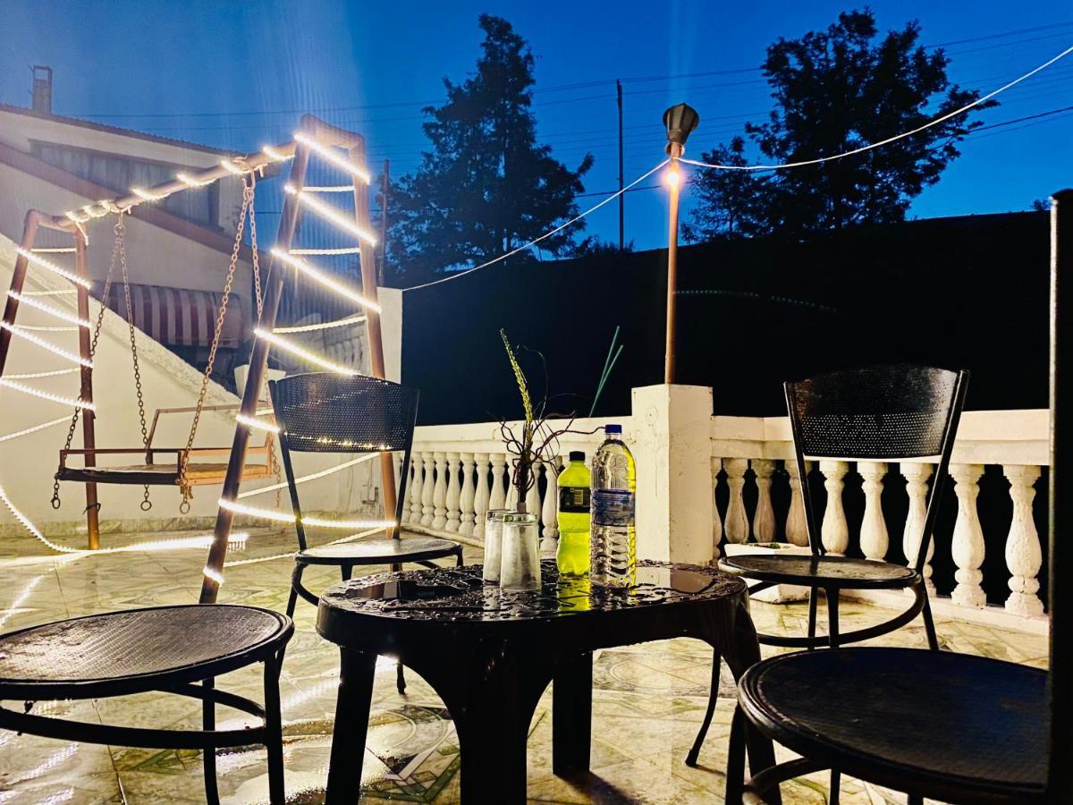"Tara Homes" With Open Rooftop Terrace Shimla Esterno foto